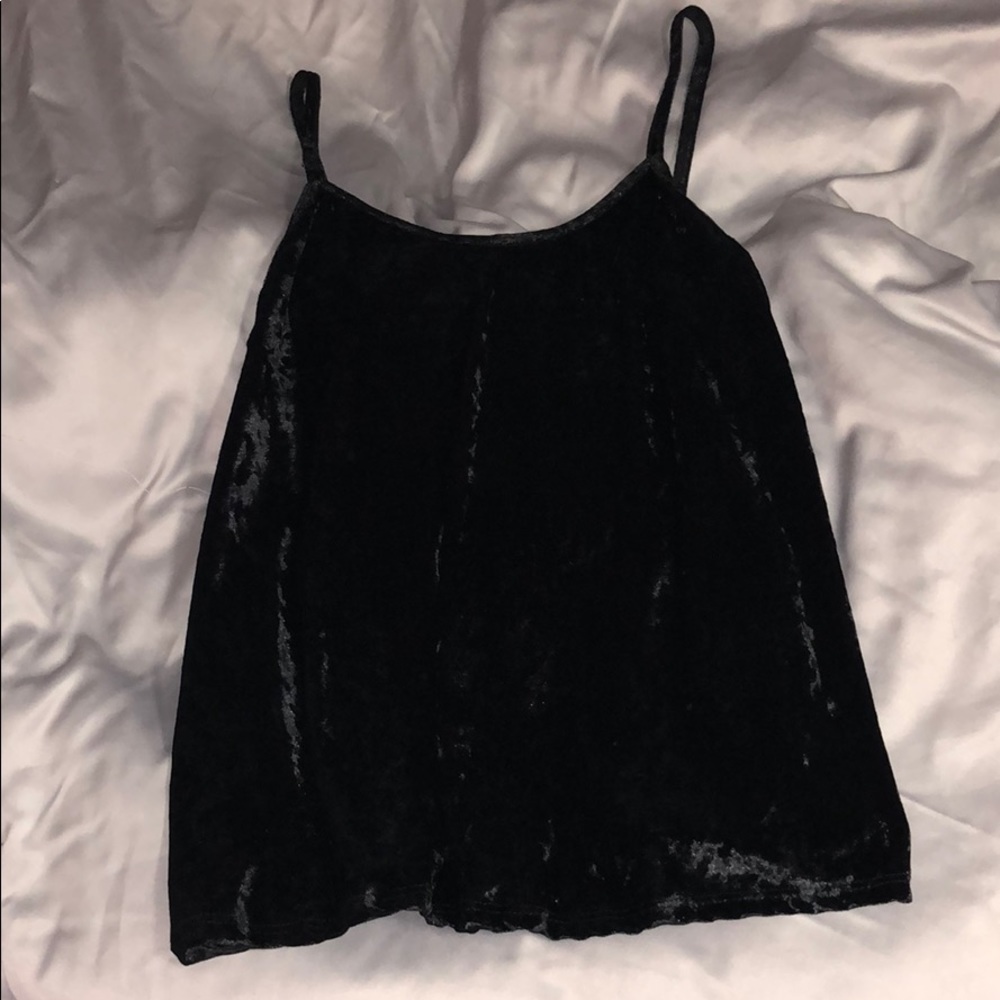 Black felt tank